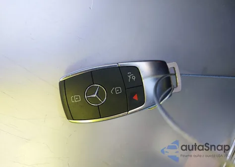 2021 Mercedes-Benz Glc 300 4Matic Suv z USA, uszkodzony, nr VIN W1N0G8EB0MF899104